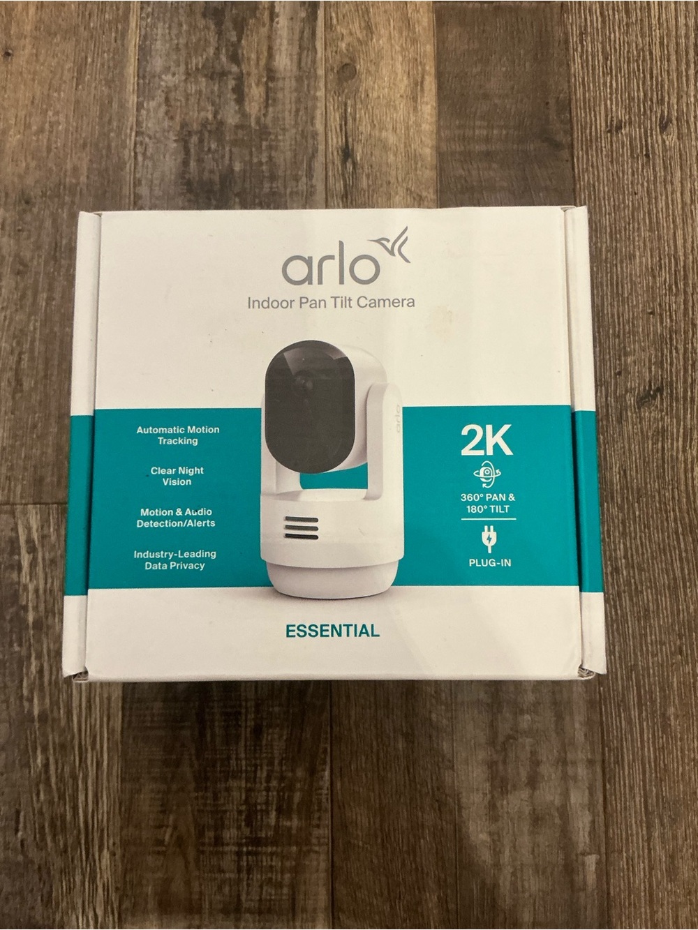 Arlo Indoor Pan Tilt Pet Camera 2K 360 Degree Pan 180 Tilt Plug In (BRAND NEW)